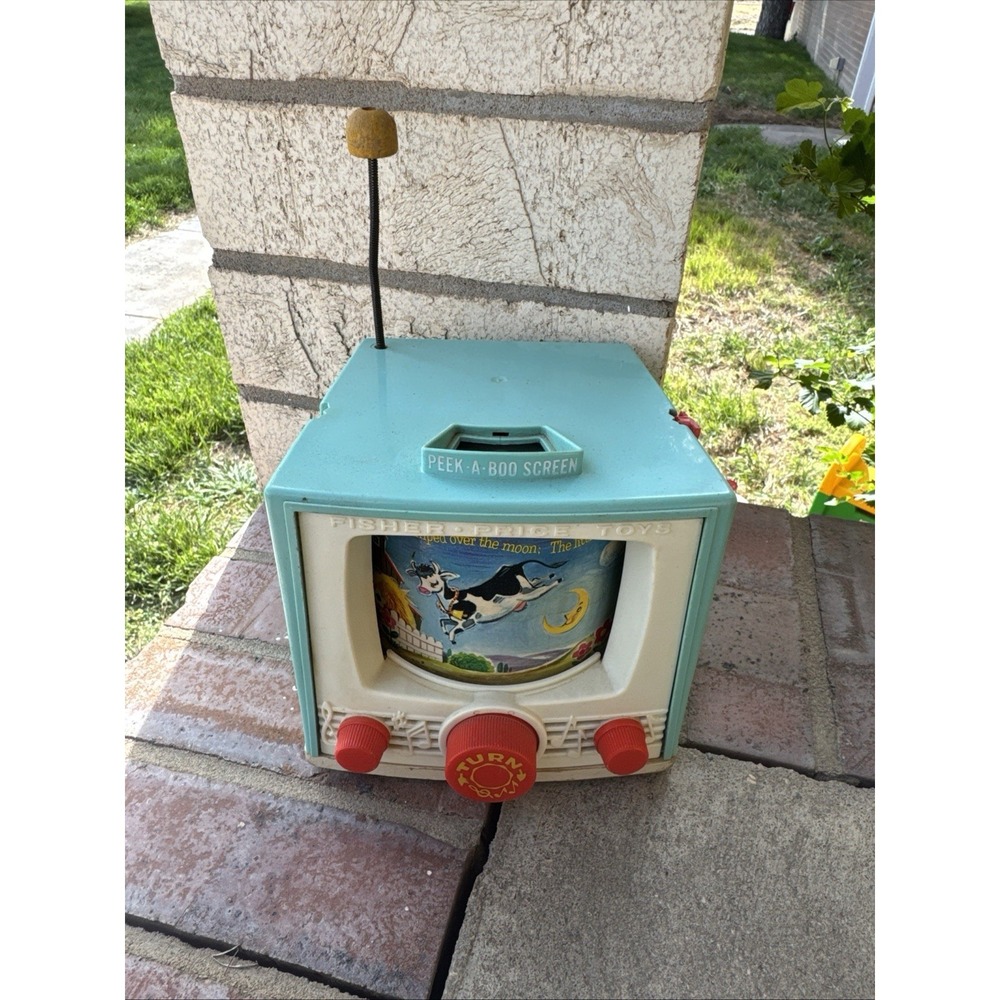 Vintage Fisher Price Double Screen Color TV Music Box Toy Peek-A-Boo #196 Works